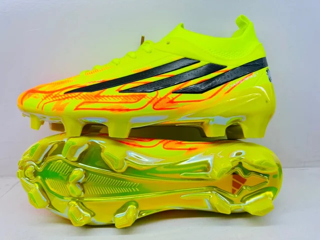F50 Hyperfast Light Green With Lace Academy Studs - UK 6.5