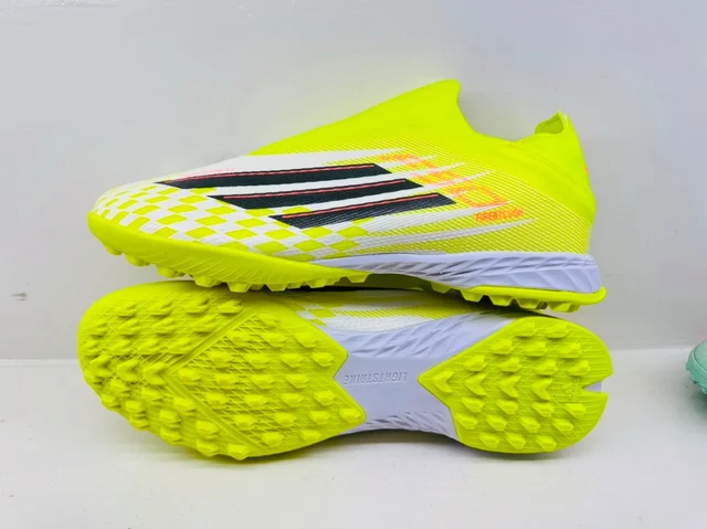 Turf F50 Light Green For Artificial Ground - UK 8