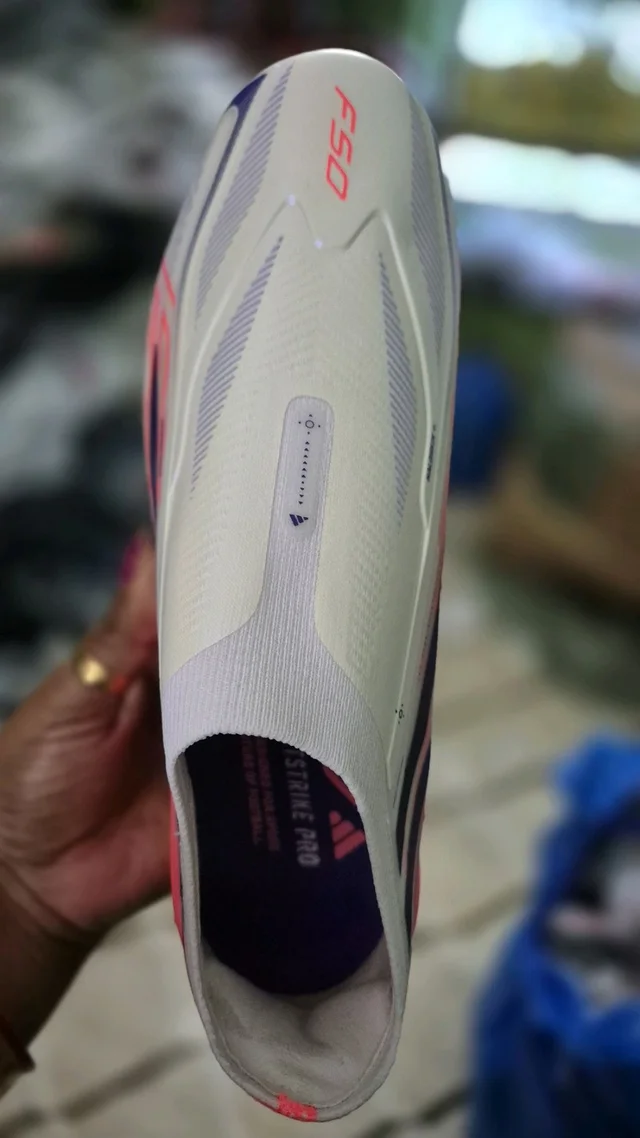 F50 Hyper Fast Elite White Pink Less less Boot. - UK 4.5