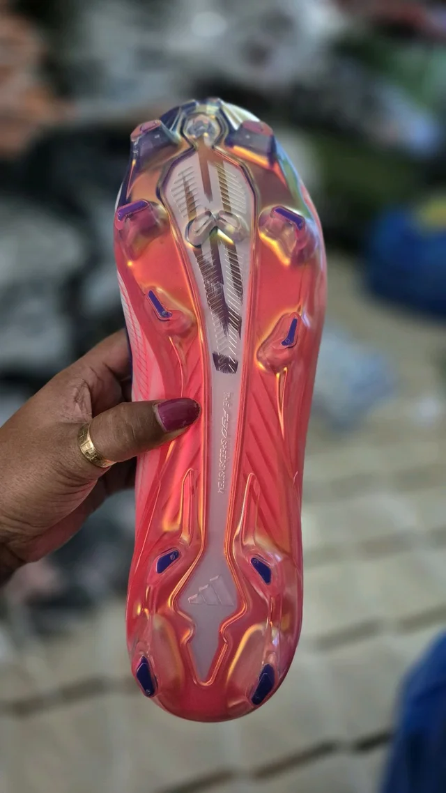 F50 Hyper Fast Elite White Pink Less less Boot. - UK 4.5