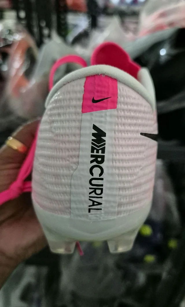 Air Zoom Mercurial Superfly 11 White Pink Elite FG Boot. - UK 5.5