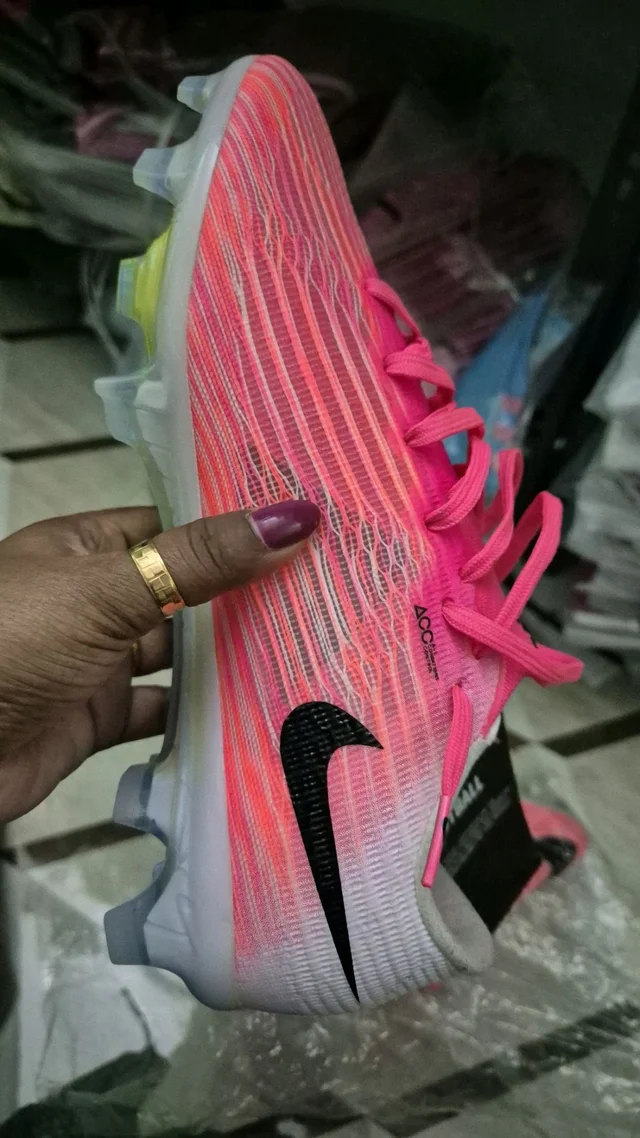 Air Zoom Mercurial Superfly 11 White Pink Elite FG Boot. - UK 7