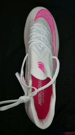Mercurial Vapor 16 Elite FG white and vibrant pink colorway. - UK 5.5