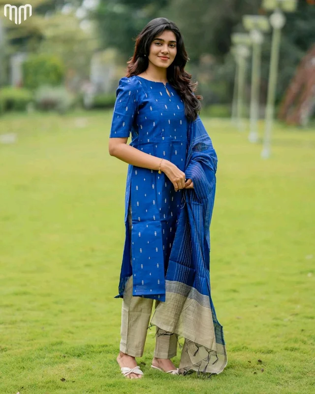 Tharagai_V1 Maternity Kurti Set