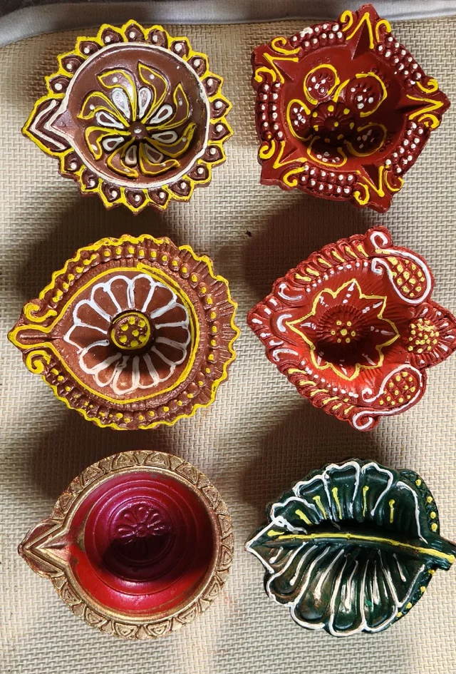 Coloured Diwali Diya L Size 
