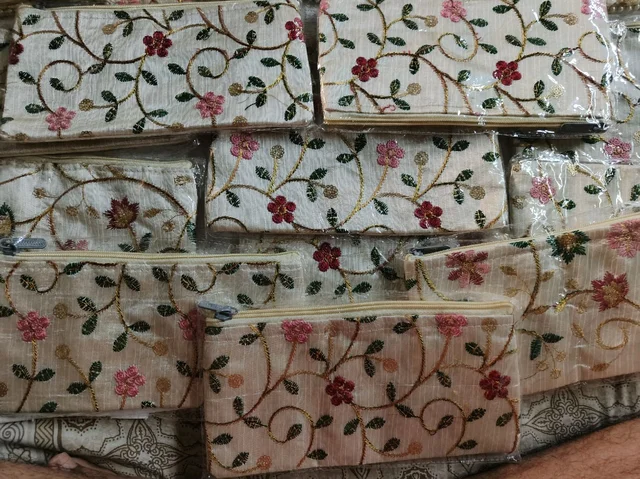 Pouch/Small Bag