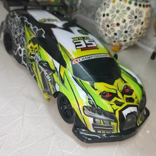 Premium Fibre Body Remote Control Racing Car with Lights