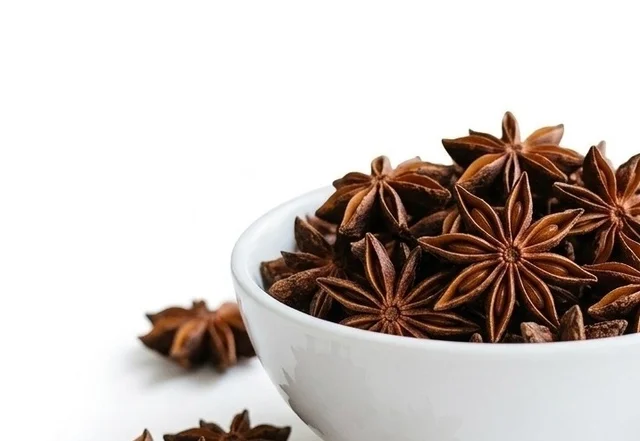 Star Anise/Annaasipoo/Nakshathira sombu 10gms