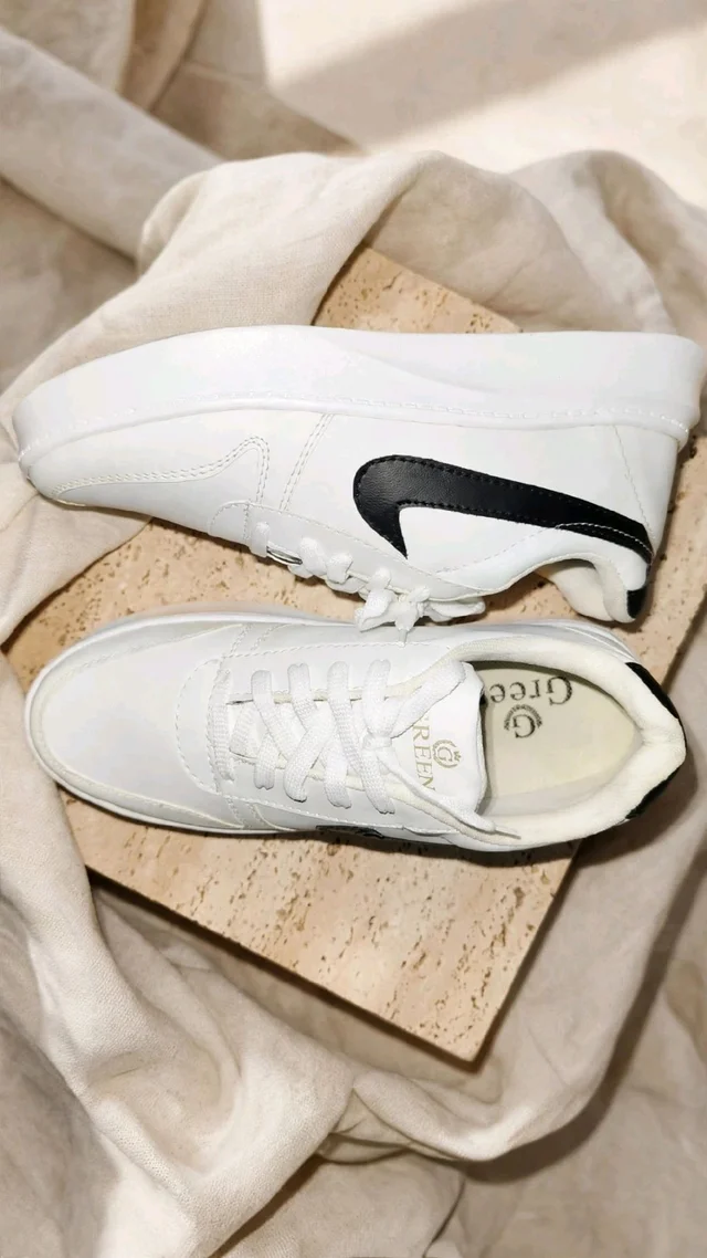 Green Men White Black Casual Sneakers | Stylish Lace-Up Sports Shoes - 9