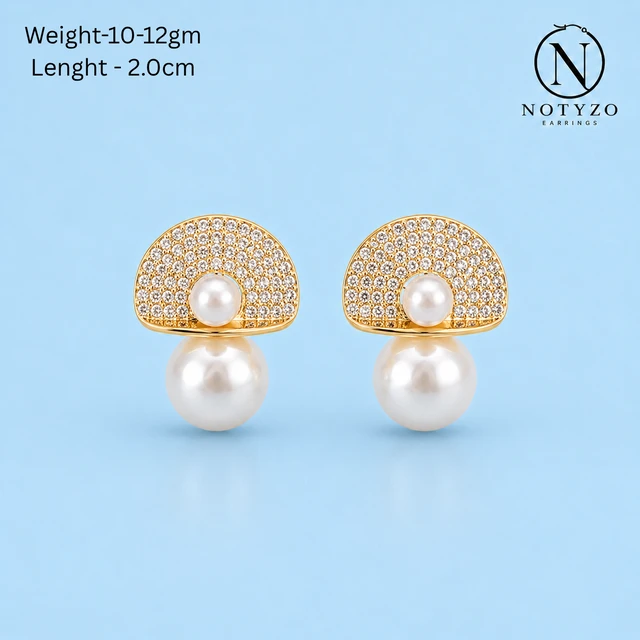 NOTYZO Elegant Fan-Shaped Pearl Stud Earrings – Gold Finish Shiny Crystal Statement Earrings