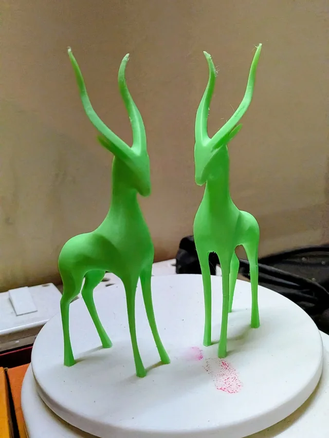 Glowhorn pair of 2 with base