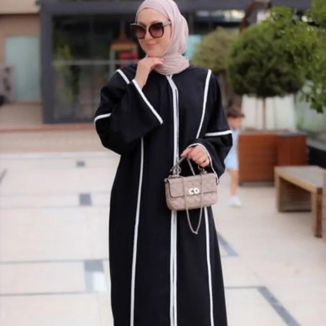 Beautiful 😍 Piping Work Abaya Front Open With Buttonwith Balck Colour Hijab