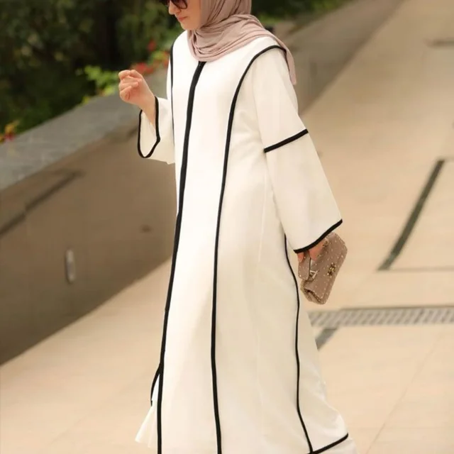 Beautiful 😍 Piping Work Abaya Front Open With Buttonwith Balck Colour Hijab