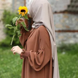 Beutiful pleated zipper abaya with elastic sleeve s. (With black hijab) - light grey
