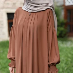 Beutiful pleated zipper abaya with elastic sleeve s. (With black hijab) - light grey