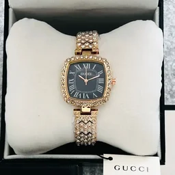 GUCCI Diamond bracelet is the new unique designed watch for her, For Women's - gold