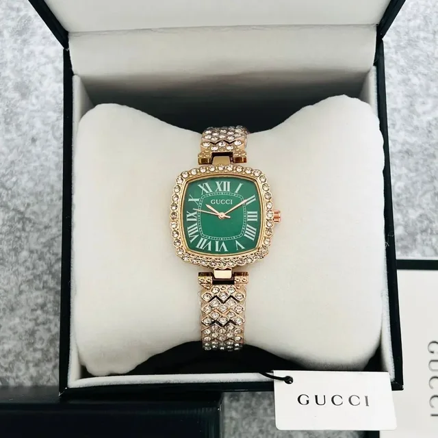 GUCCI Diamond bracelet is the new unique designed watch for her, For Women's - gold