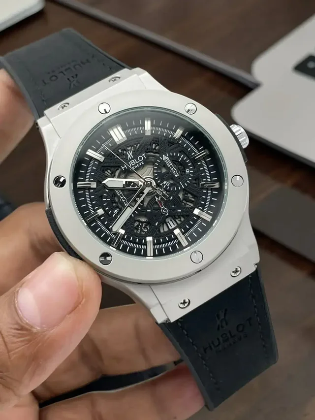 Hublot boys sporty stylish watch - Blue