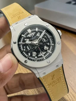 Hublot boys sporty stylish watch - Blue