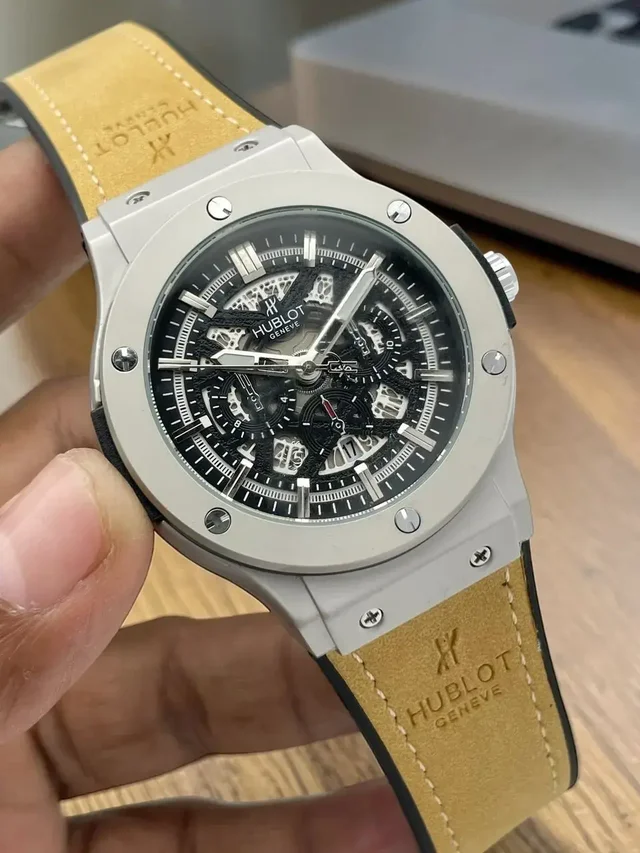Hublot boys sporty stylish watch - Blue