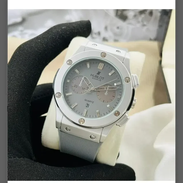 Hublot Men’s Watch – Luxury Sporty Timepiece - Black