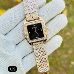 Ladies β
*A beautiful Diomond watch designed to stand the test of time.* β
- full gold