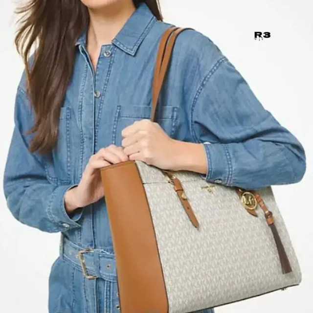 Michael Kors Voyager Front Pocket Umbrella Tote - brown
