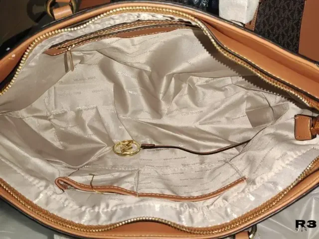 Michael Kors Voyager Front Pocket Umbrella Tote - brown