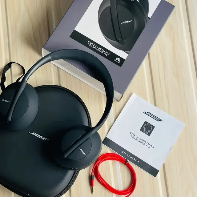Bose Noise Cancellation 700 Headphones Super Sound 👌 Master Replica For Boy's, Girls - Black