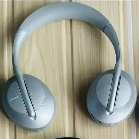 Bose Noise Cancellation 700 Headphones Super Sound 👌 Master Replica For Boy's, Girls - Black