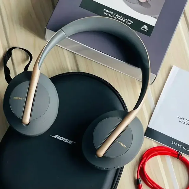 Bose Noise Cancellation 700 Headphones Super Sound 👌 Master Replica For Boy's, Girls - Black