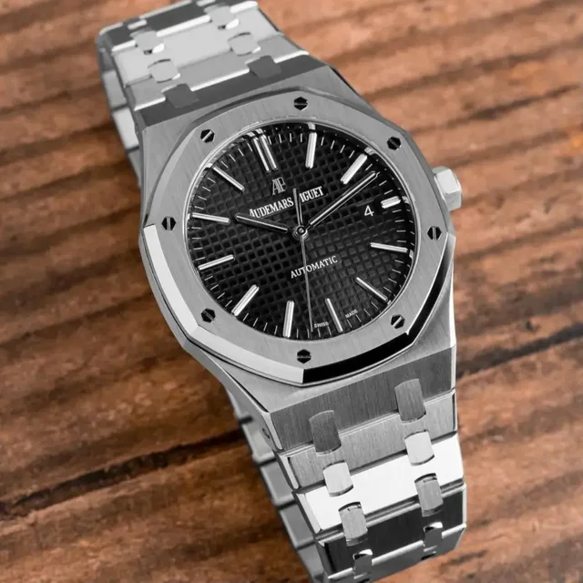Premium Watches 50% COD order booking contact on whatsup number6 - black