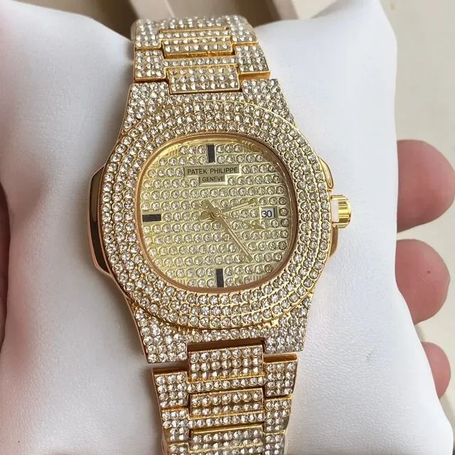 Rolex Very Stylish Trending Full Diamond Men's Watch ,Festival And Party Wear - Black