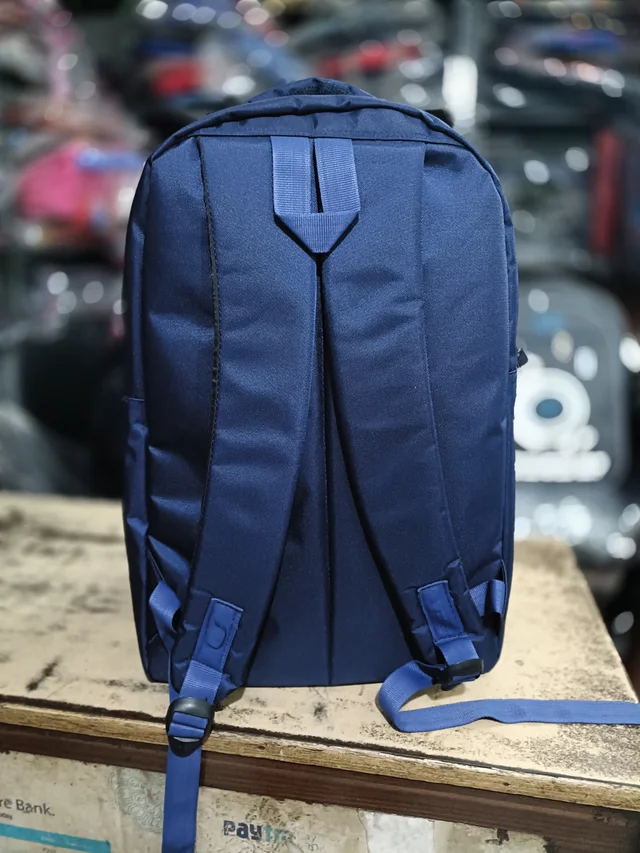 aMERICAN tOURISTER PBH P034 - 1 20*15*8 Large durable American Backpack - Deep Sapphire, 18*14*7