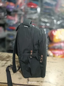 WILDCRAFT PBH P0188 Small 14*12*5 Ladies / School / College/ Picnic Backpack - 14*12*4, Cod Gray