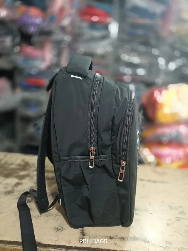 WILDCRAFT PBH P0188 Small 14*12*5 Ladies / School / College/ Picnic Backpack - 14*12*4, Cod Gray