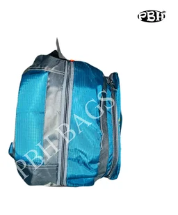 THE NORTH FACE PBH P060 Rusksacks 24*16*10 Multiple Zips 30 liters Padded Travel Backpack - 26*16*10, Spring Green