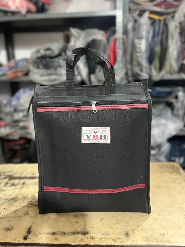 PBH P073 BATA compact, reusable lunch bag designed for portability and daily use