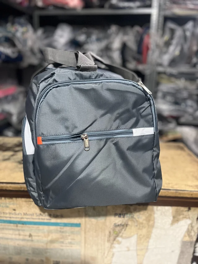 FASTRACK PBH P096 Soft Fully Padded Fastrack Sport/Travel Duffel Bag 22*16*12 - Friar Gray, 22*16*12