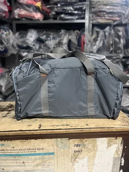 FASTRACK PBH P096 Soft Fully Padded Fastrack Sport/Travel Duffel Bag 22*16*12 - Friar Gray, 22*16*12