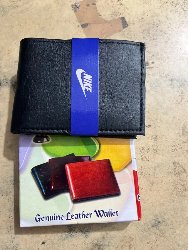 Classic Bi-Fold Wallet with Branded Accent Gents Purse - Diesel, 5*4