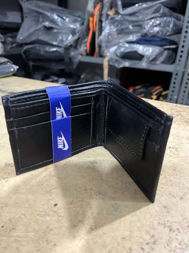 Classic Bi-Fold Wallet with Branded Accent Gents Purse - Diesel, 5*4
