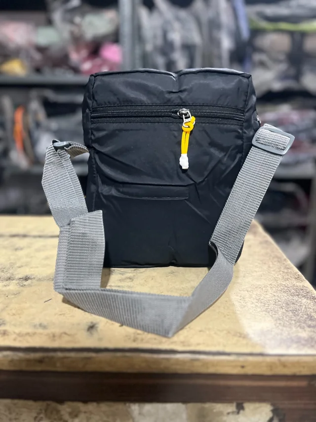 LIVO PBH P0128 11*8*4 LIVO Urban Utility Crossbody Bag - Marshland, 11*8*4