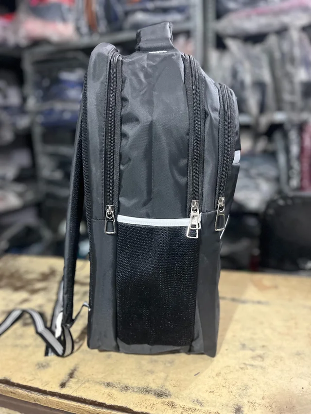 Adidas PBH P0110 18*14*6 Adidas-branded multi-compartment backpack - Crowshead, 18*14*6