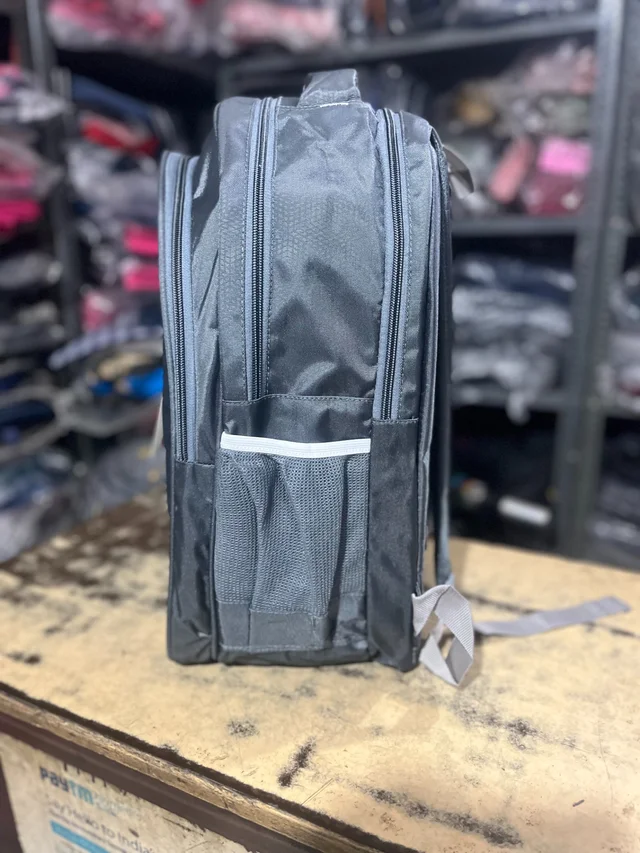 LIVO PBH P0137 18*14*8 Lower Padded LIVO Multi-Compartment Everyday Backpack - Shady Lady, 18*14*8