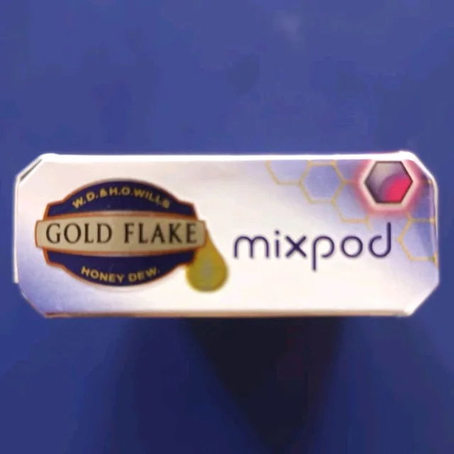 GOLD FLAKE MIXPOD