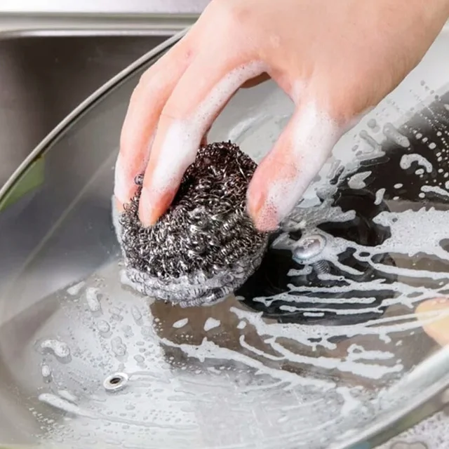 2383 Round Shape Stainless Steel Ball Scrubber - 0.245 kgs, India