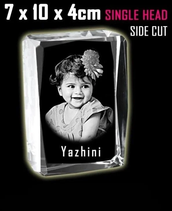 7x10x4 Cms - 3D Engraved Crystal Cube