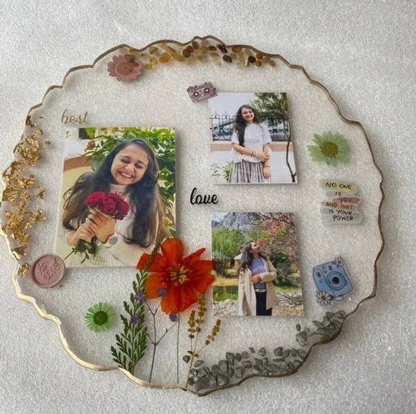 8 Inch Round Agate Photo with Custom Text-Resin Art Frame