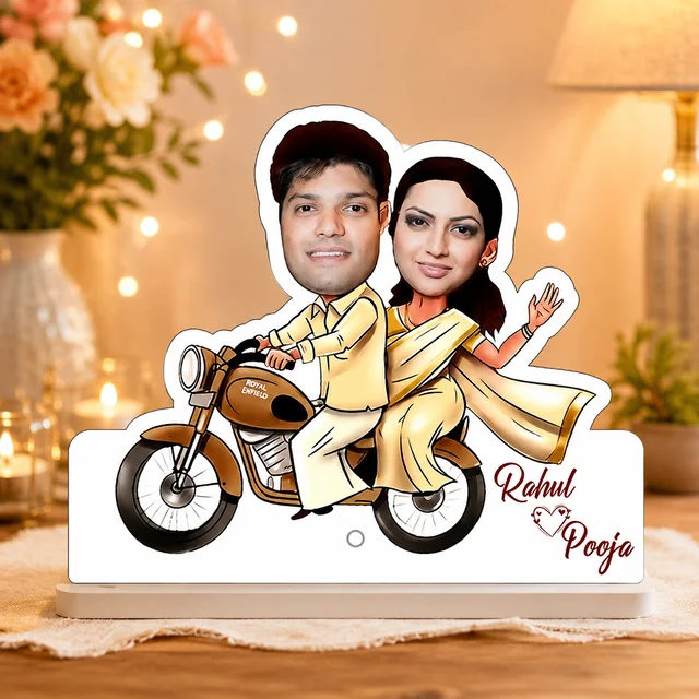 ACC07 - Couple on Bullet - Caricature Cartoon Frames - Regular Price